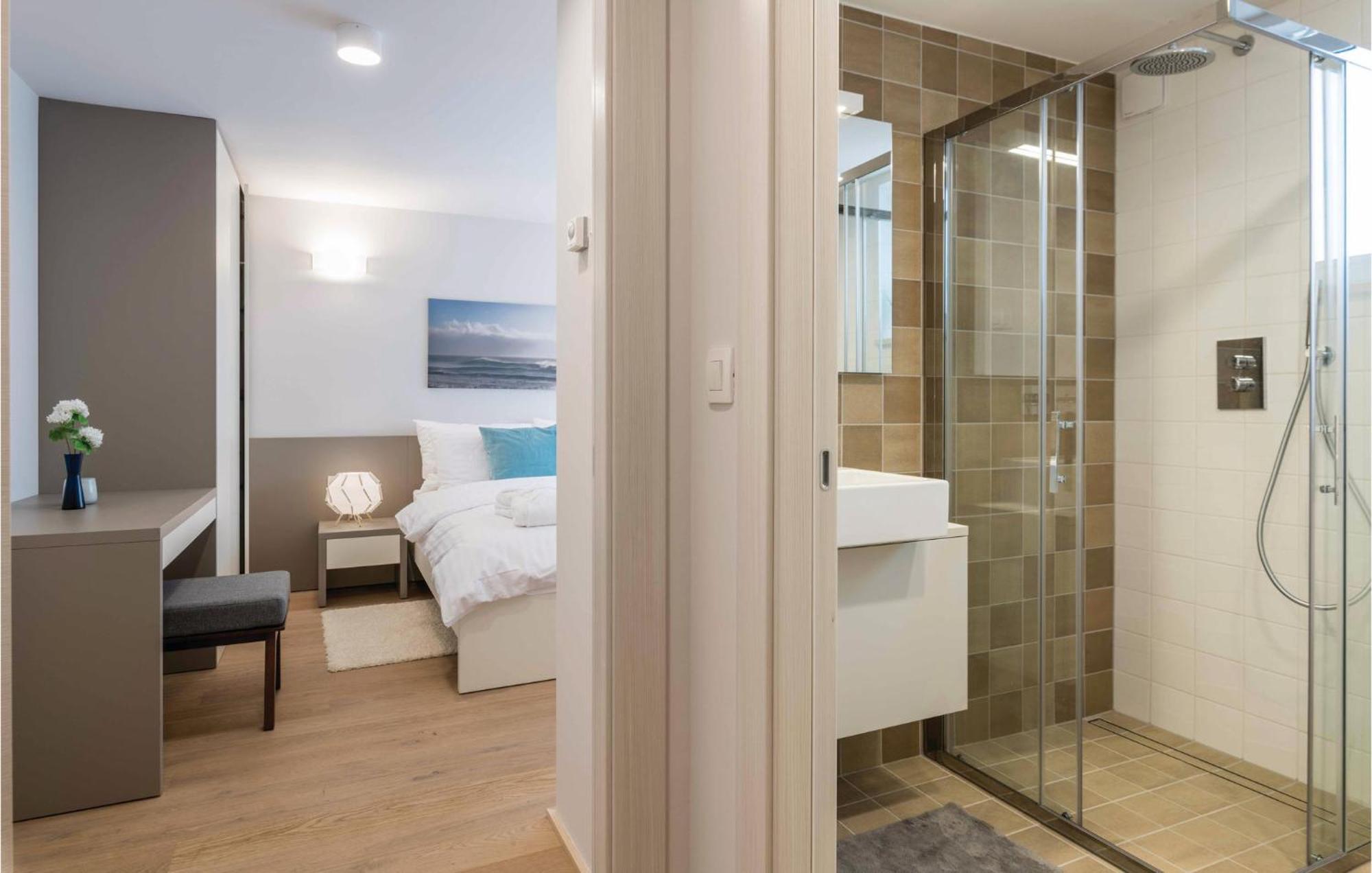 Nice Apartment In Plomin With Jacuzzi Bagian luar foto